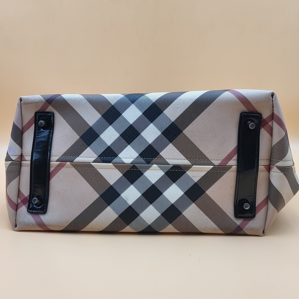 Burberry Supernova Check Coated Canvas Patent Leather Nickie Tote..Auth.. W/COA - Picture 5 of 16